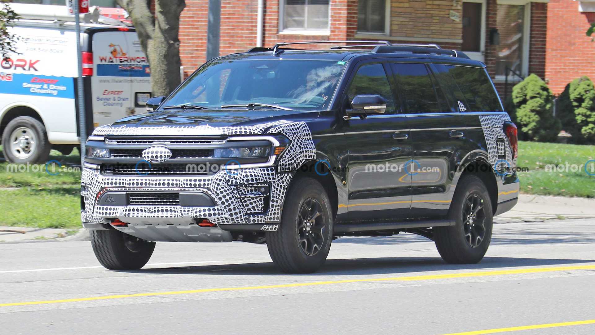 فورد اكسبدشن 2023 فيس ليفت تظهر أثناء اختبارها