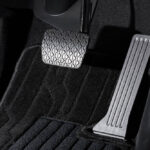 ما هو سر ارتفاع دواسة الفرامل عن دواسة البنزين في السيارة؟ ما هو سر ارتفاع دواسة الفرامل عن دواسة البنزين في السيارة؟ 2