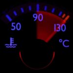 أسباب ارتفاع درجة حرارة المحرك وأضراره على السيارة أسباب ارتفاع درجة حرارة المحرك وأضراره على السيارة 1