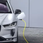 بريطانيا تحظر بناء المباني الجديدة بدون نقاط شحن كهربائي! 1