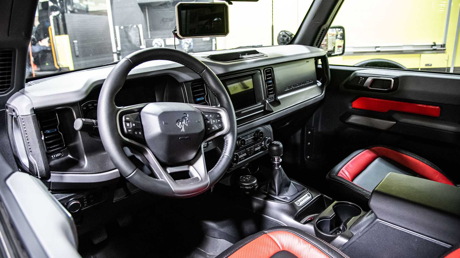 فورد برونكو تحصل على نسخة بيك أب جديدة! 11