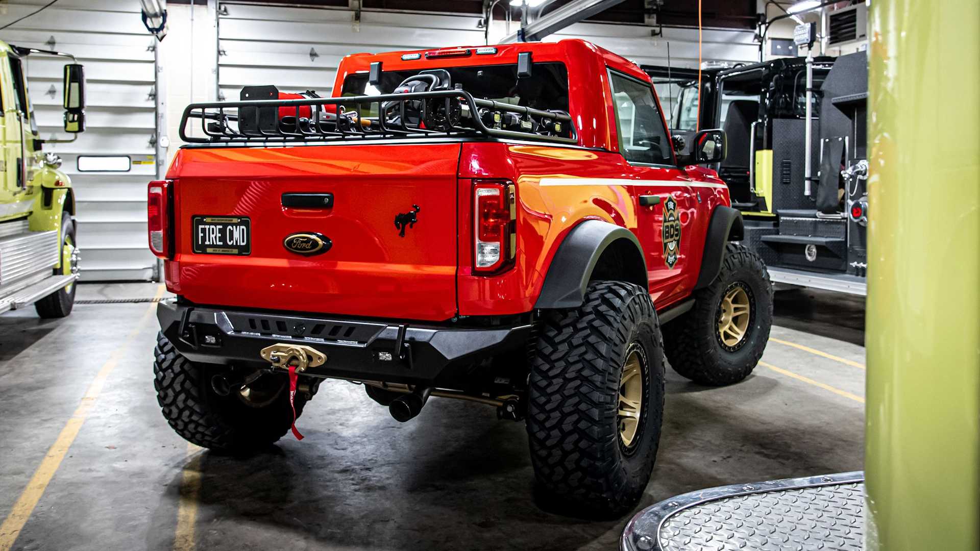 فورد برونكو تحصل على نسخة بيك أب جديدة! 7