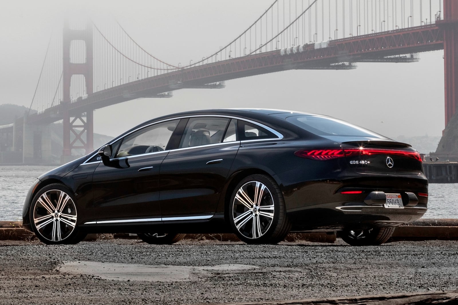 تعرف على أسوأ شركات السيارات بصرفية الوقود 8