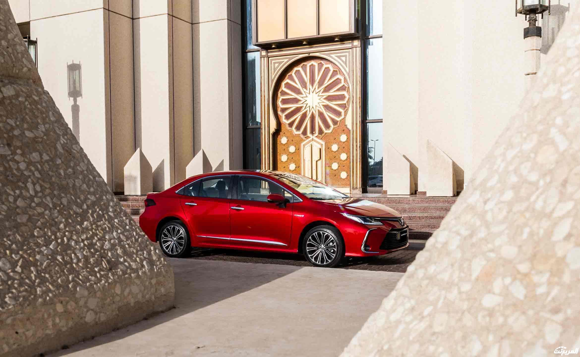 2340x1442_corolla03-1