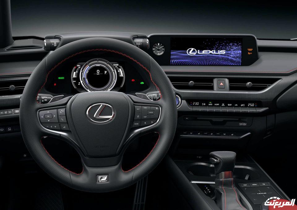 ecc27e3f-2019-lexus-ux-paris-livepics-41