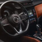 اكس-تريل-2022-7-المقود