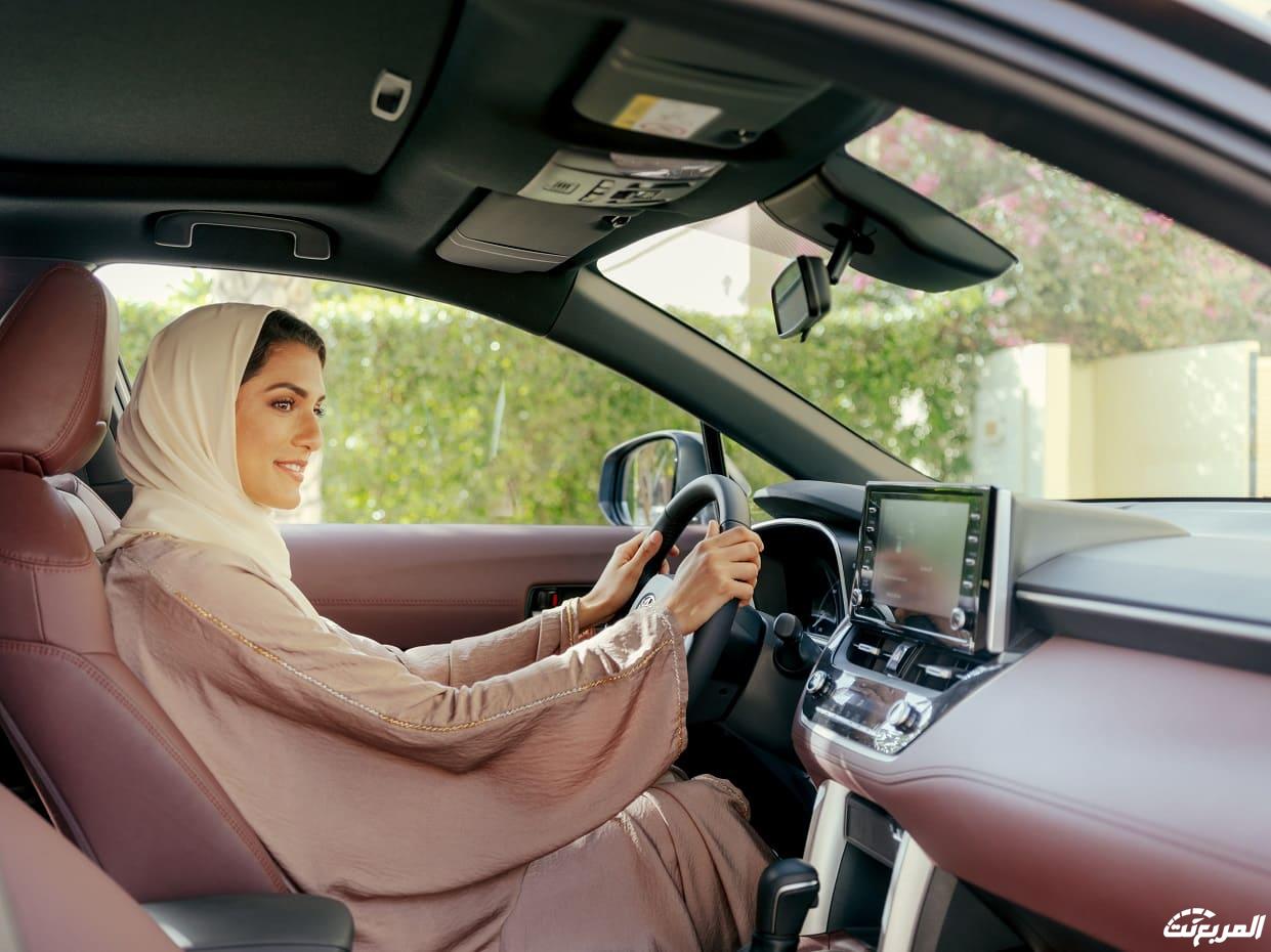 تويوتا-كورولا-كروس-2022-9