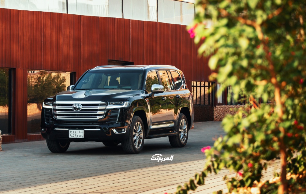 تويوتا-لاندكروزر-2022-34