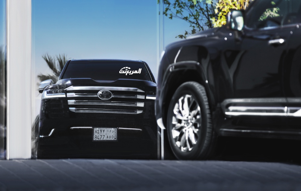 تويوتا-لاندكروزر-2022-8