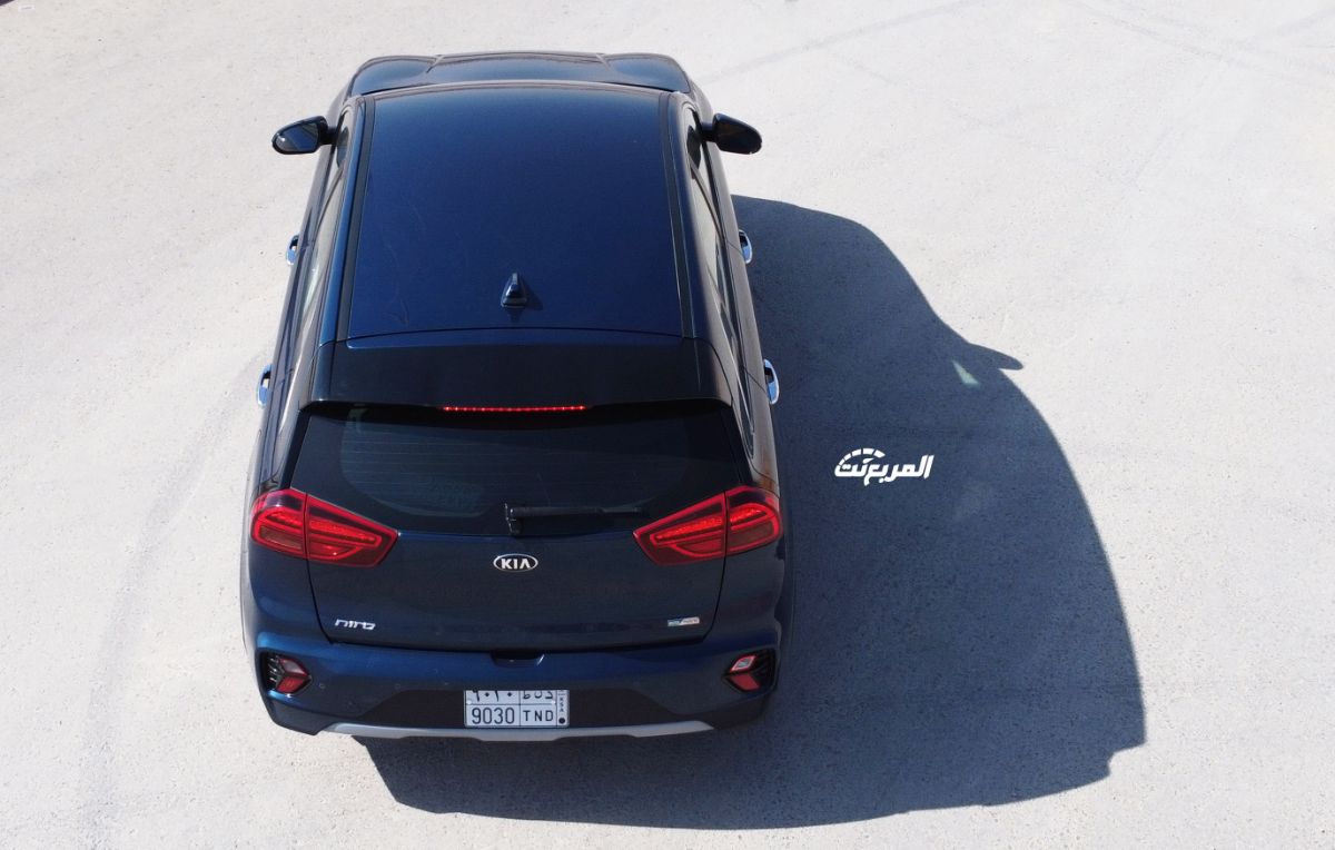 كيا-نيرو-2-الخلفية