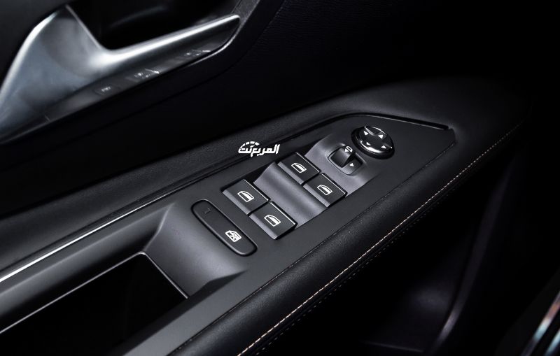 بيجو-3008-2022-19