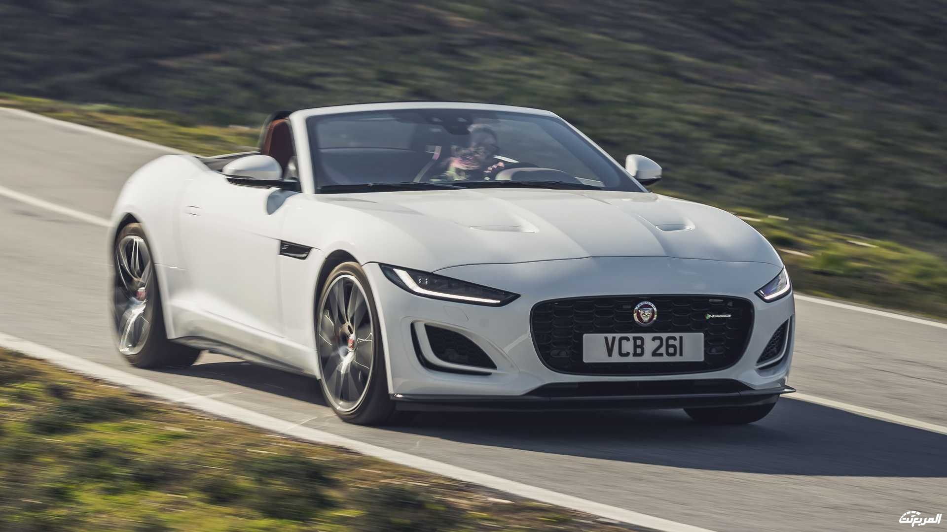 جاكوار-اف-تايب-2022-30