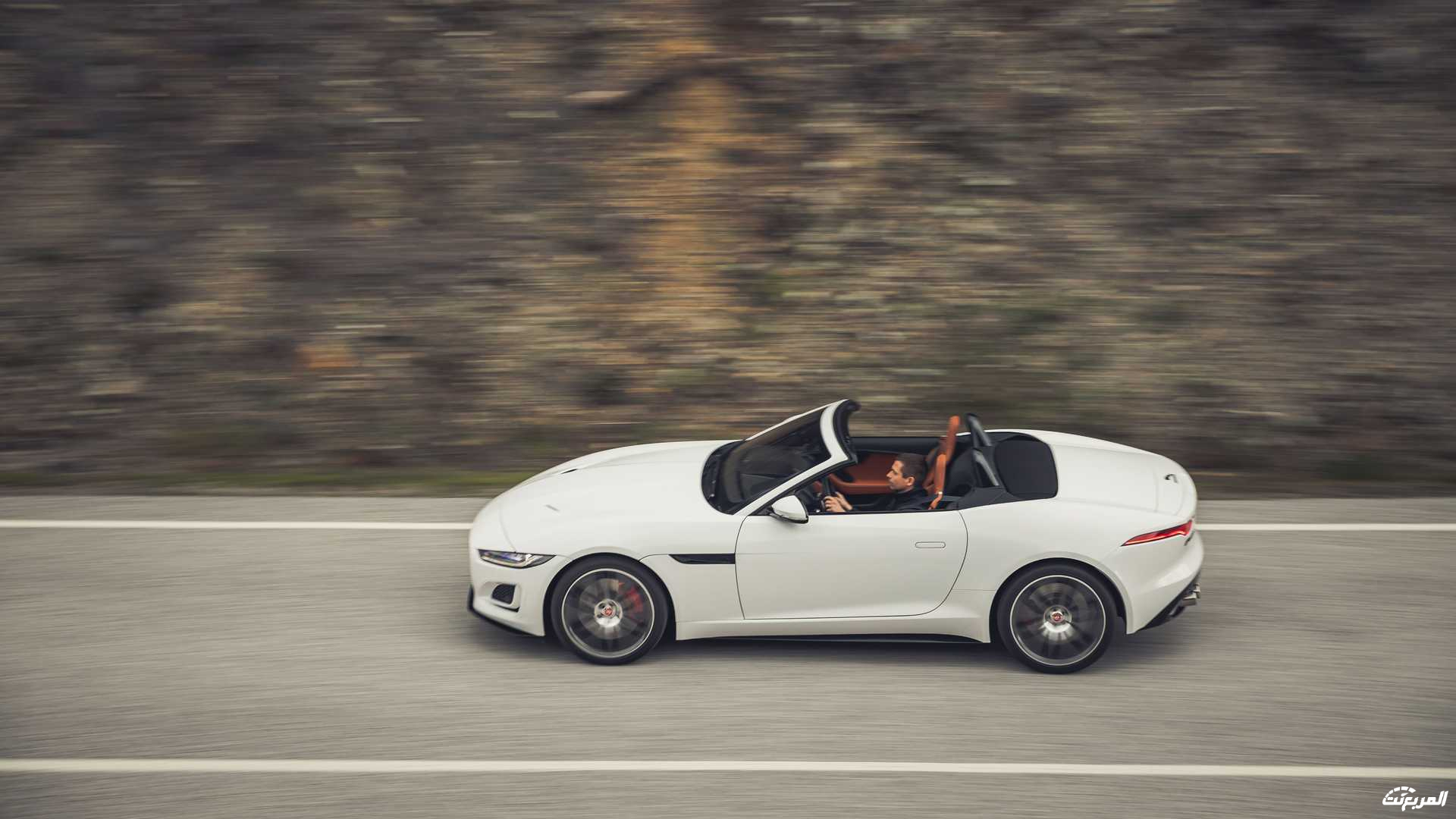 جاكوار-اف-تايب-2022-5