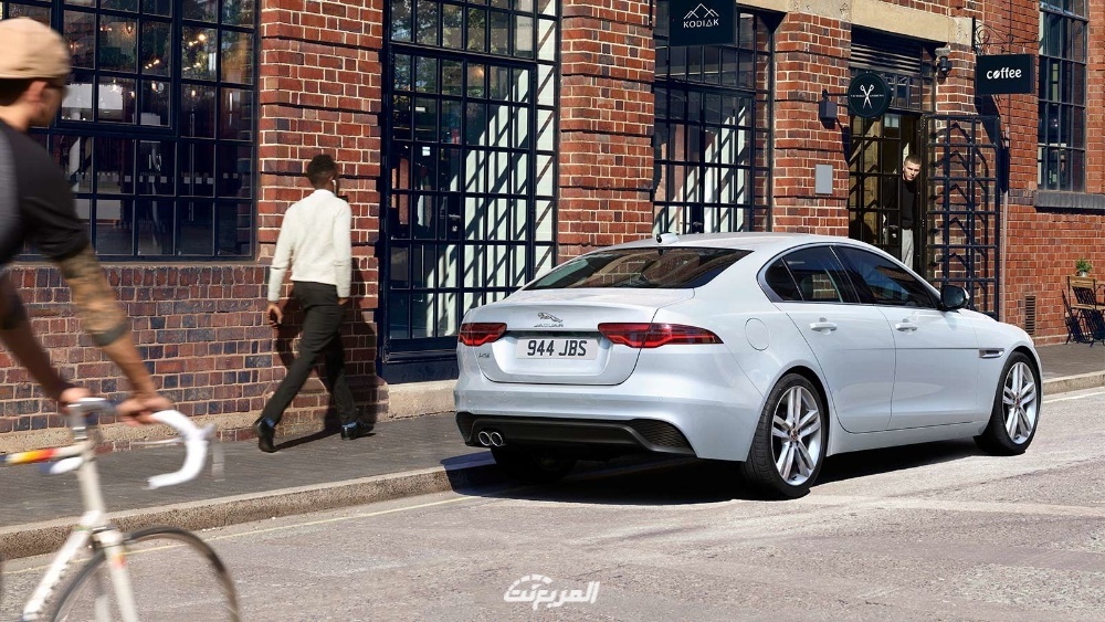 جاكوار-اكس-اي-2022-10-2