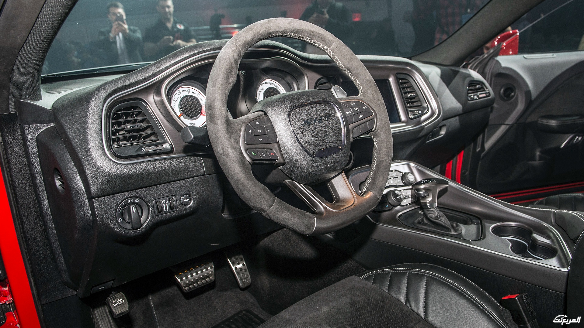 دودج-تشالنجر-2022-11