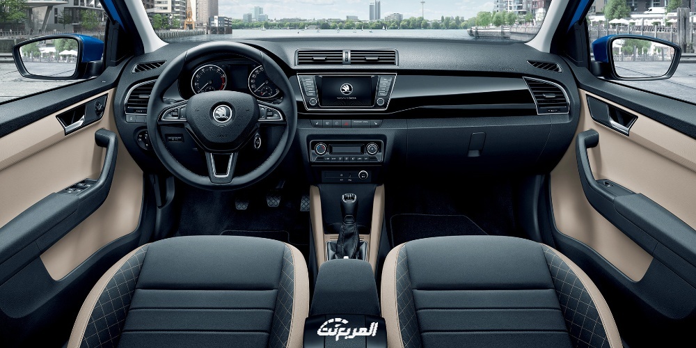 سكودا-فابيا-2022-11