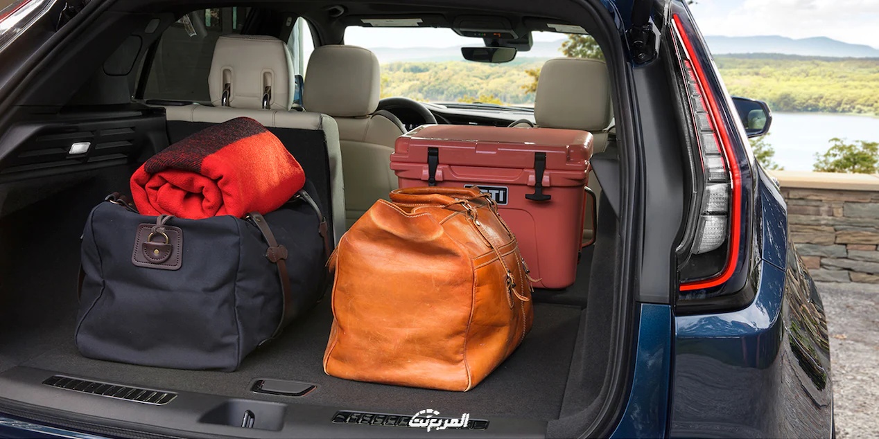 كاديلاك-اكس-تي-4-2022-8-1