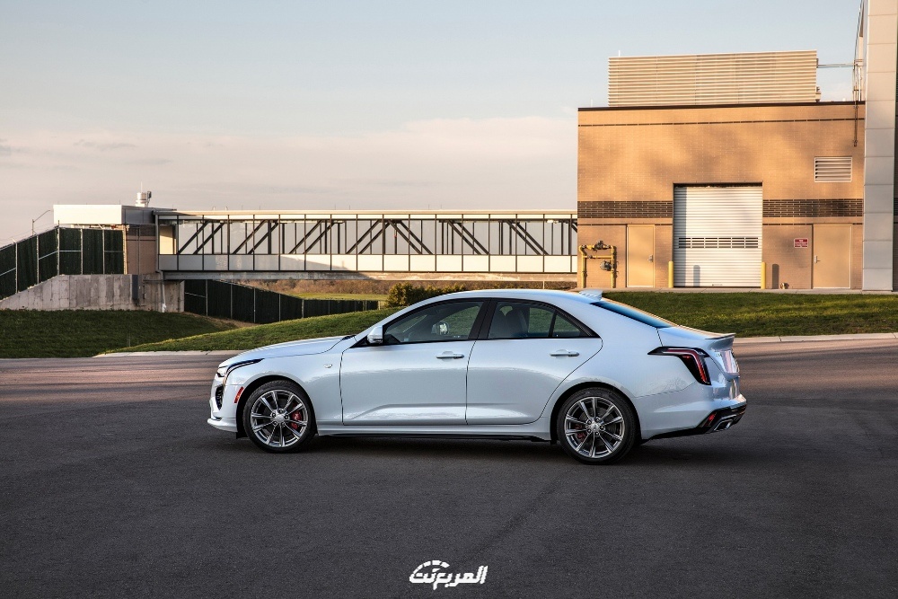 كاديلاك-سي-تي-4-2022-15