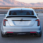 كاديلاك-سي-تي-5-بلاكوينج-2022-11