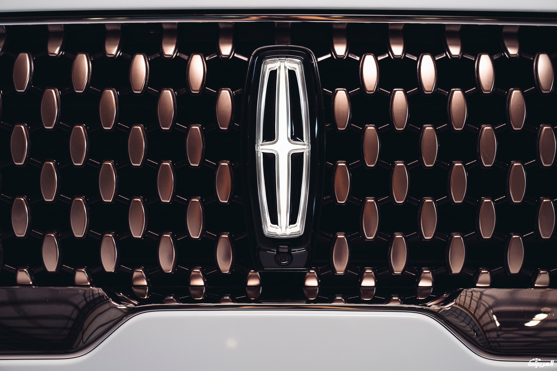 لينكولن-افياتور-2022-5