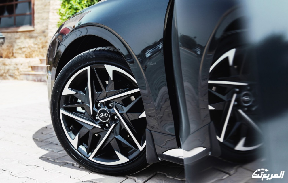 هيونداي-ازيرا-2022-12