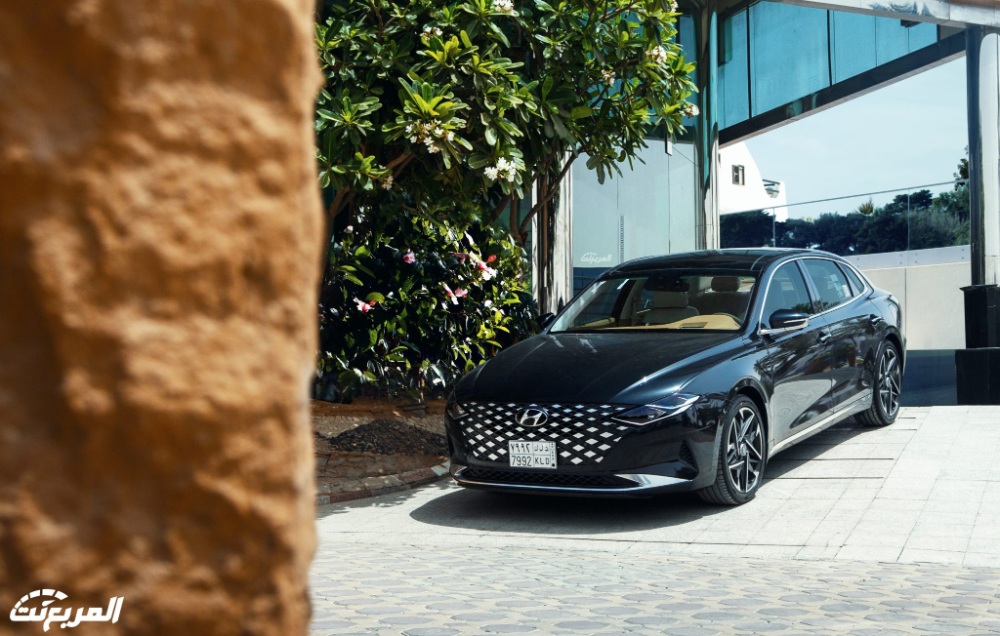 هيونداي-ازيرا-2022-25