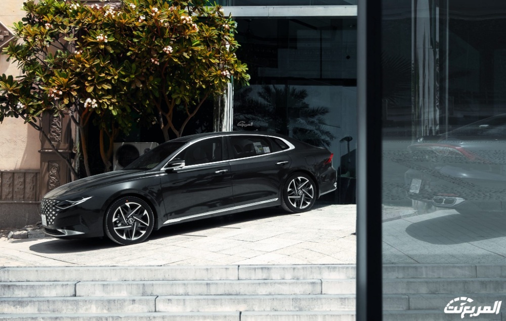 هيونداي-ازيرا-2022-26