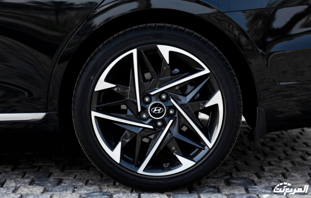 هيونداي-ازيرا-2022-48