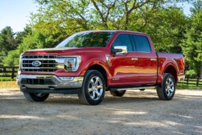 فورد تعلق إنتاج F-150 للمرة الثانية خلال شهر واحد فورد تعلق إنتاج F-150 للمرة الثانية خلال شهر واحد 4