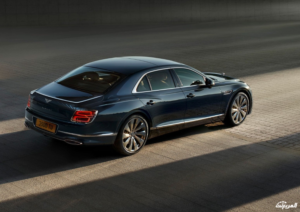 بنتلي-فلاينج-سبير-2022-2