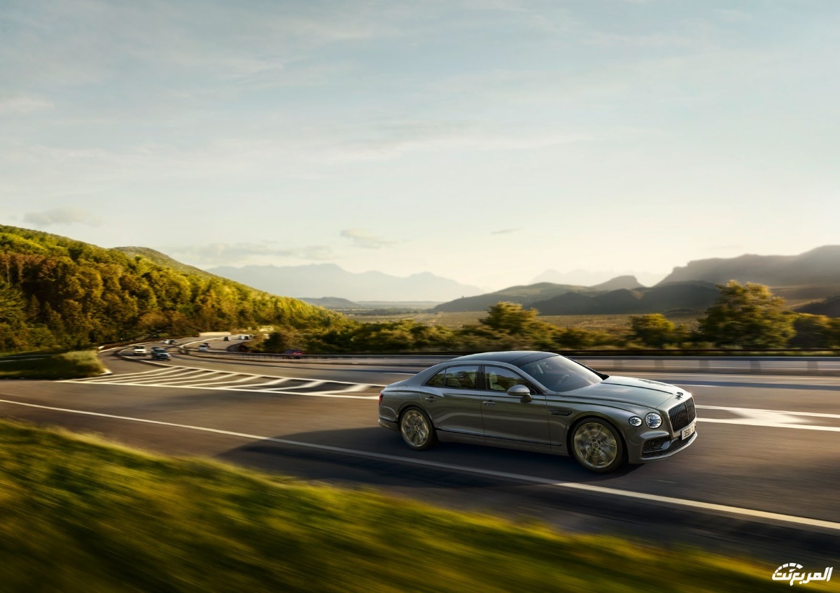 بنتلي-فلاينج-سبير-2022-5