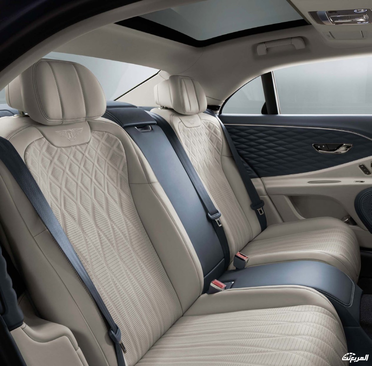 بنتلي-فلاينج-سبير-2022-7