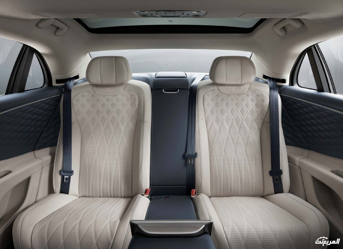 بنتلي-فلاينج-سبير-2022-9