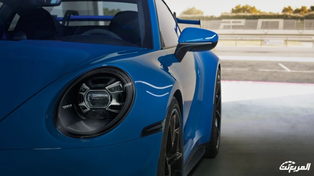 بورش-911-2022-16