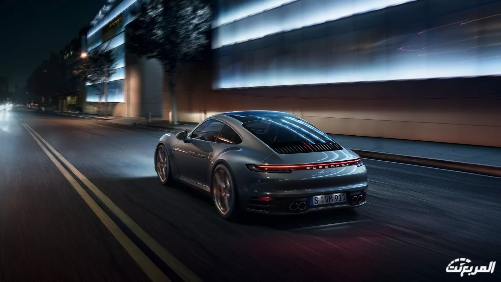 بورش-911-2022-30