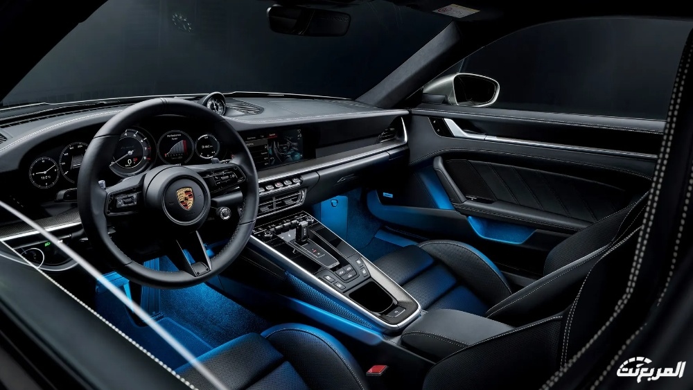 بورش-911-2022-40