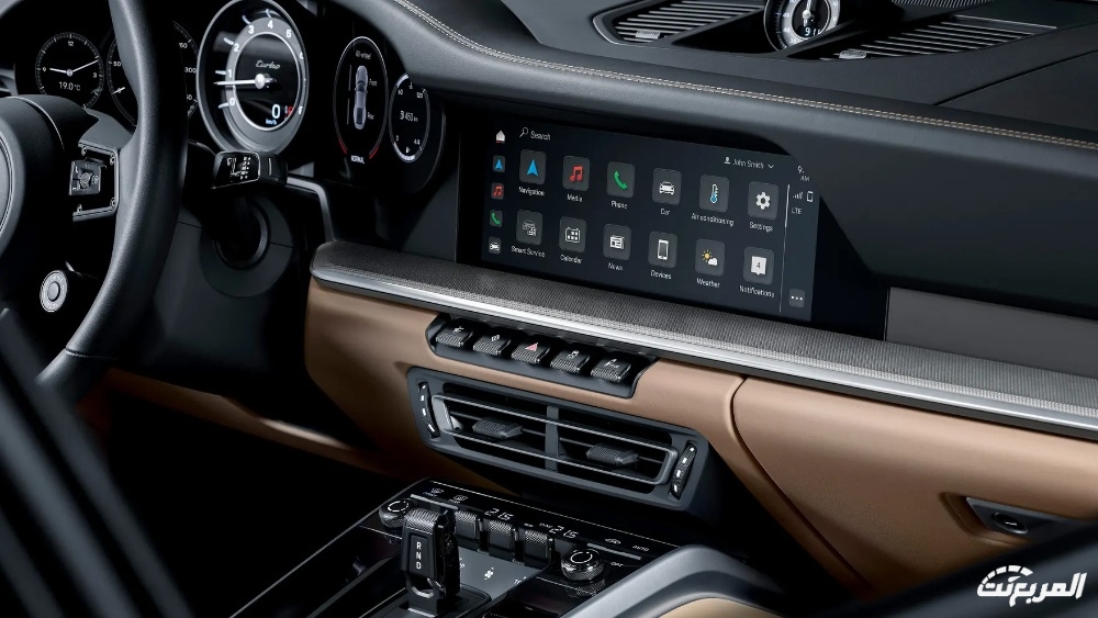 بورش-911-2022-42