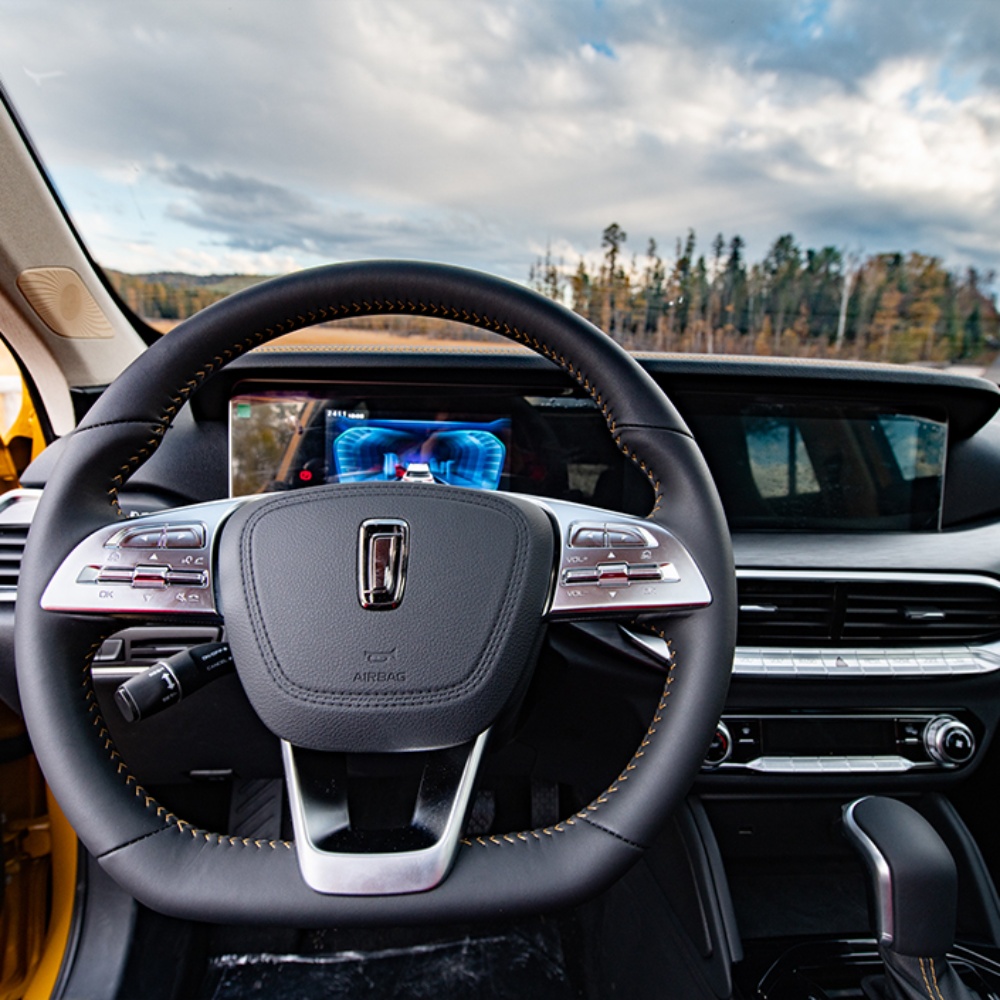 كم سعر سيارة بيستون t77 برو؟ كل ما تُريد معرفته عن مزايا الـSUV الصينية كم سعر سيارة بيستون t77 برو؟ كل ما تُريد معرفته عن مزايا الـSUV الصينية 6