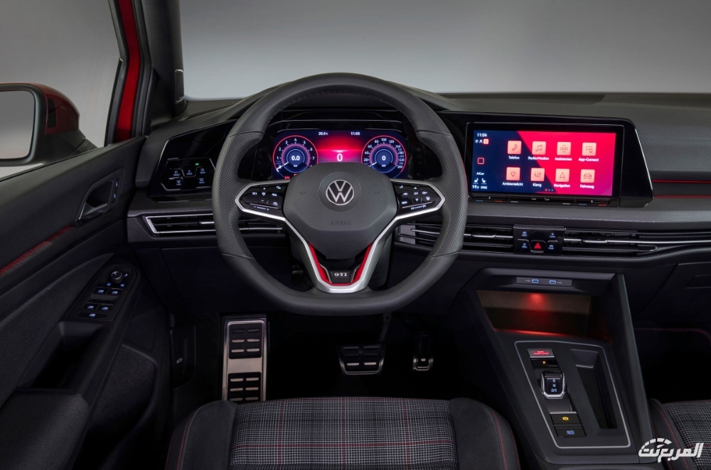 فولكس-واجن-جولف-gti-2022-15