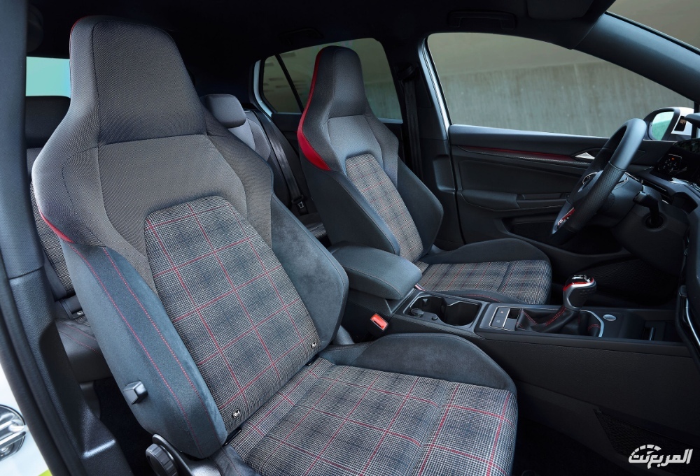 فولكس-واجن-جولف-gti-2022-17-2