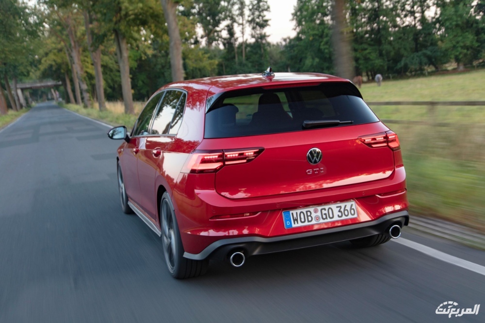 فولكس-واجن-جولف-gti-2022-5