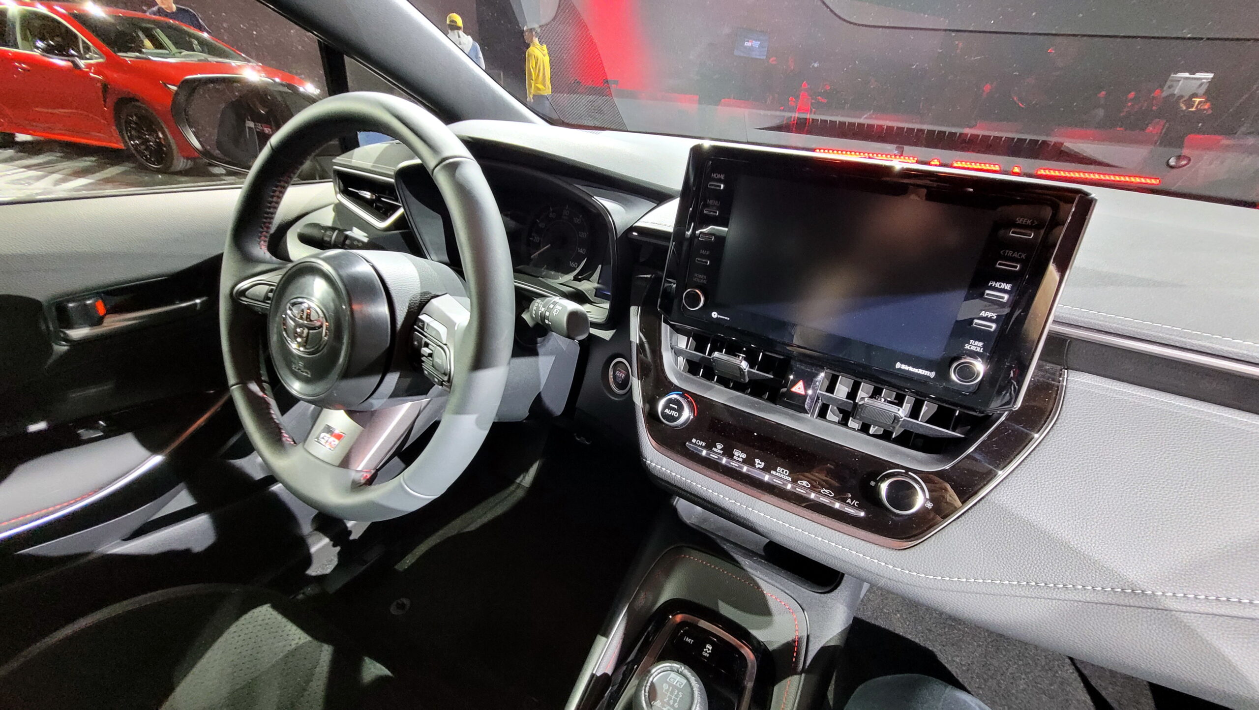 تويوتا GR كورولا 2023 الرياضية تنطلق رسمياً بقوة 304 حصان 8