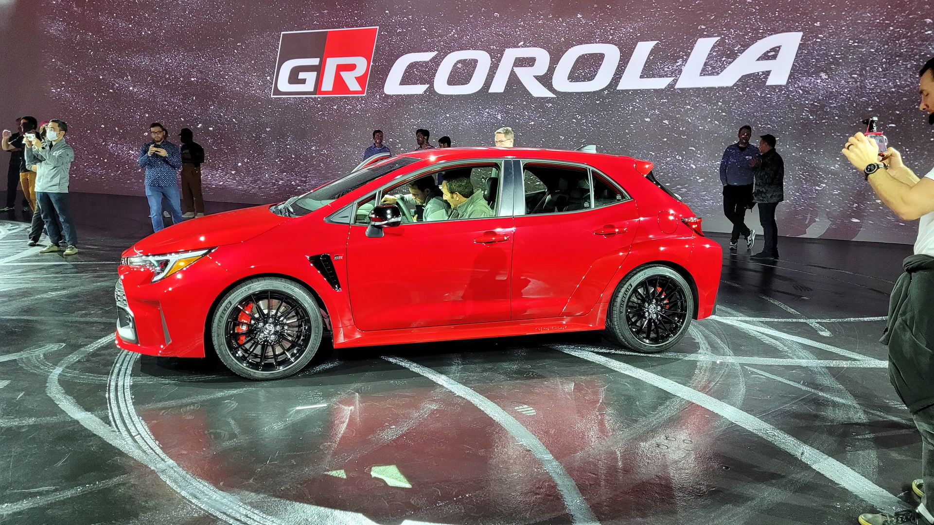 تويوتا GR كورولا 2023 الرياضية تنطلق رسمياً بقوة 304 حصان 14