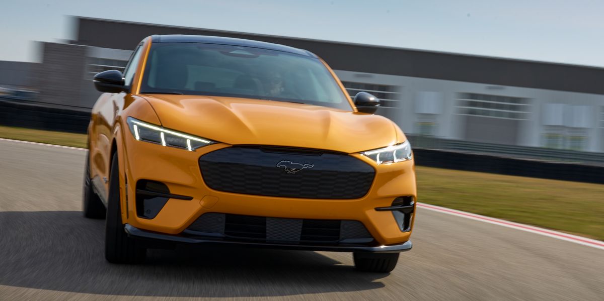 شرطة نيويورك تضم 100 سيارة كهربائية موستنج ماخ إي رباعية الدفع شرطة نيويورك تضم 100 سيارة كهربائية موستنج ماخ إي رباعية الدفع 3