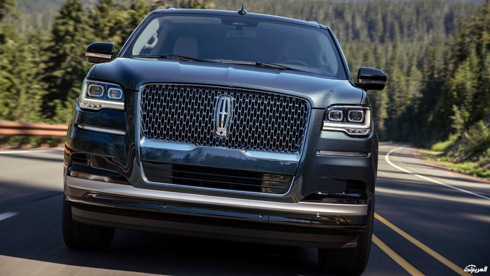 سيارة لينكولن نافيجيتور 2022.. تعرف على أيقونة الفخامة من العلامة الأمريكية سيارة لينكولن