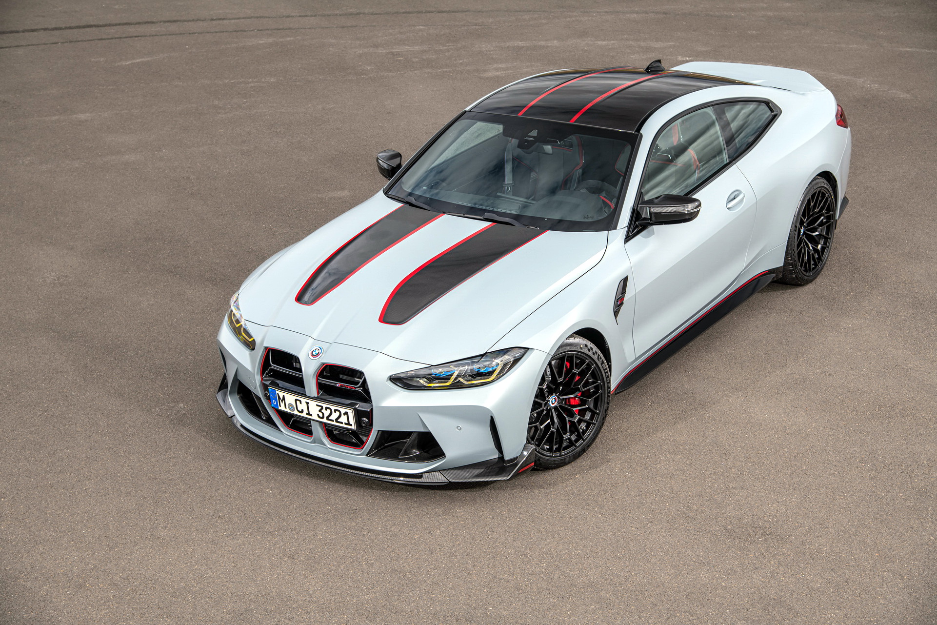 بي ام دبليو M4 CSL الجديدة هي أقوى سيارة في تاريخ الفئة الرابعة 1