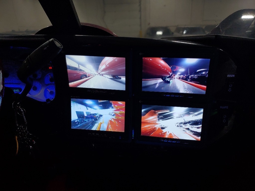 طائرة تتحول إلى ليموزين فاخرة وتُعرض للبيع في وكالة ميتسوبيشي! 13