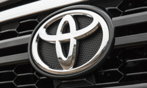 تعرف على سيارات تويوتا البيك اب في السعودية تعرف على سيارات تويوتا البيك اب في السعودية 7