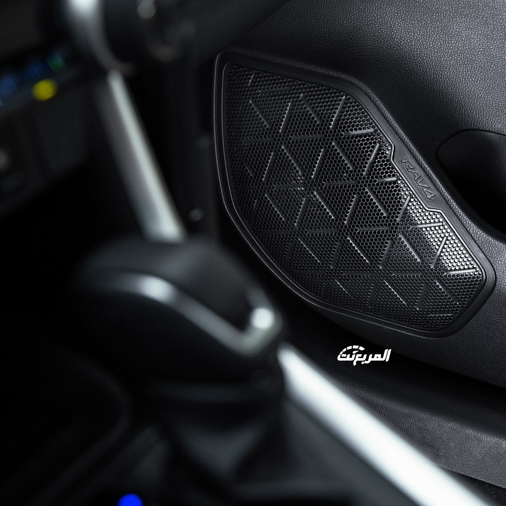 تويوتا-راف-4-2022-47