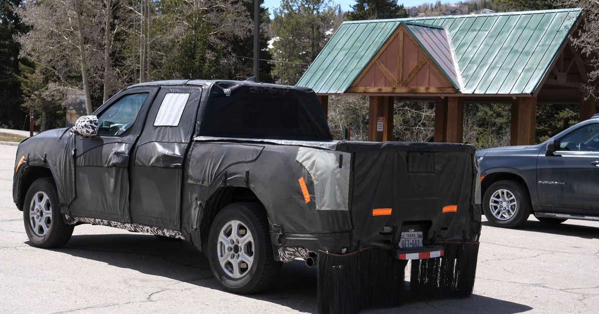 تويوتا تاكوما 2024 الجيل الجديد كلياً يظهر أثناء اختباره